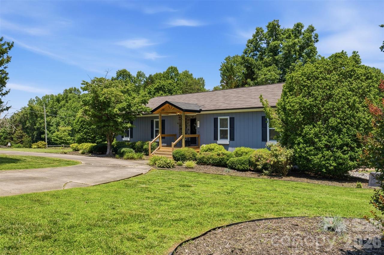 21 Eagle Dr., Taylorsville, NC 28681
