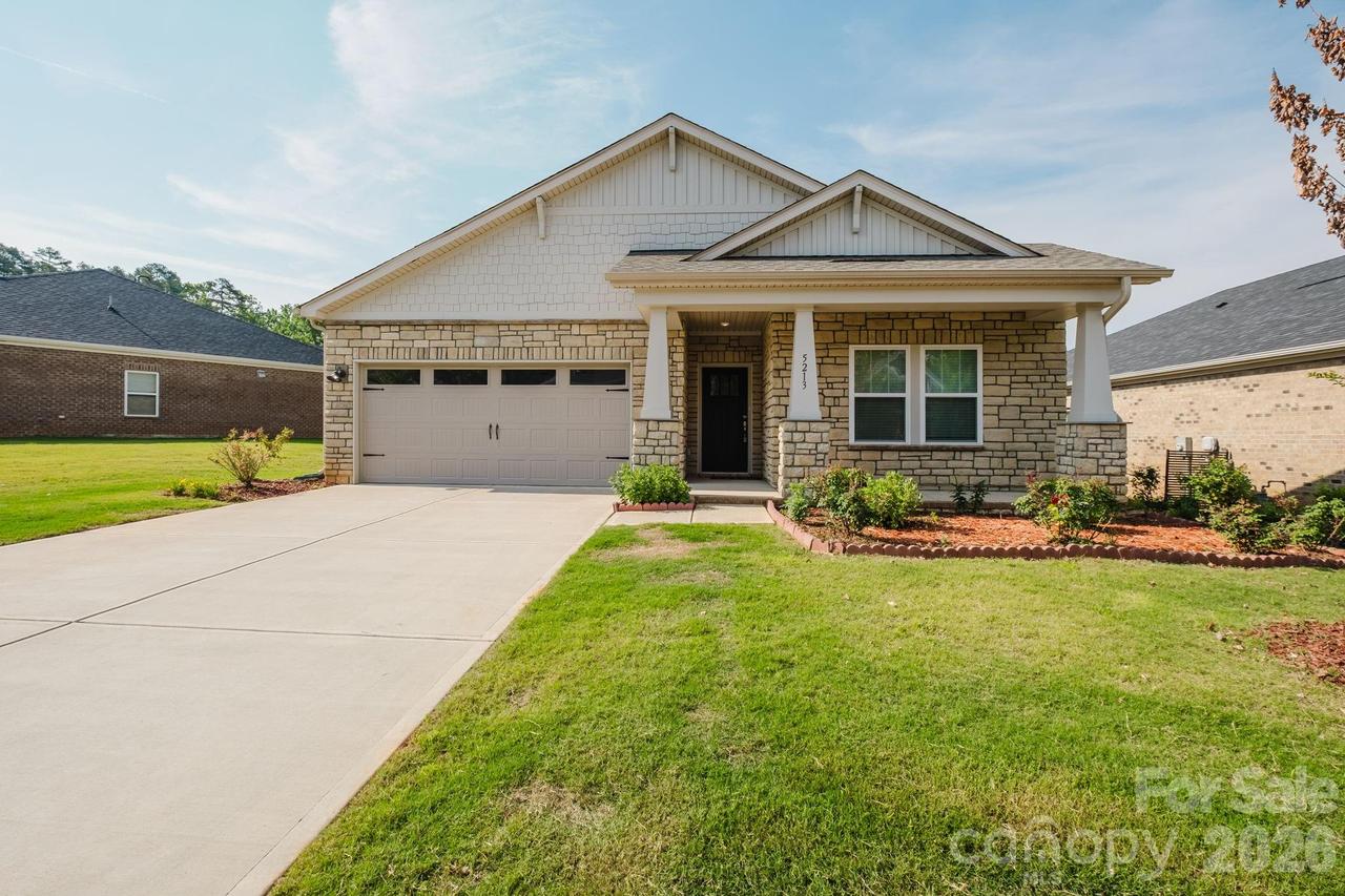 5213 Birchhill Rd., Charlotte, NC 28227