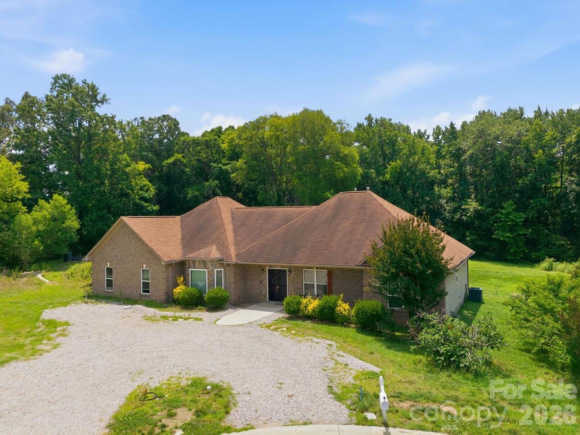 1803 Wilton Gate Dr., Charlotte, NC 28262