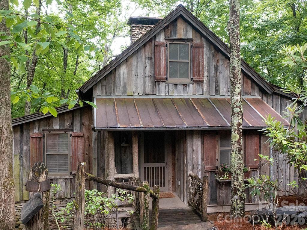 139 (#30) Boarding House Way #115, Sylva, NC 28779