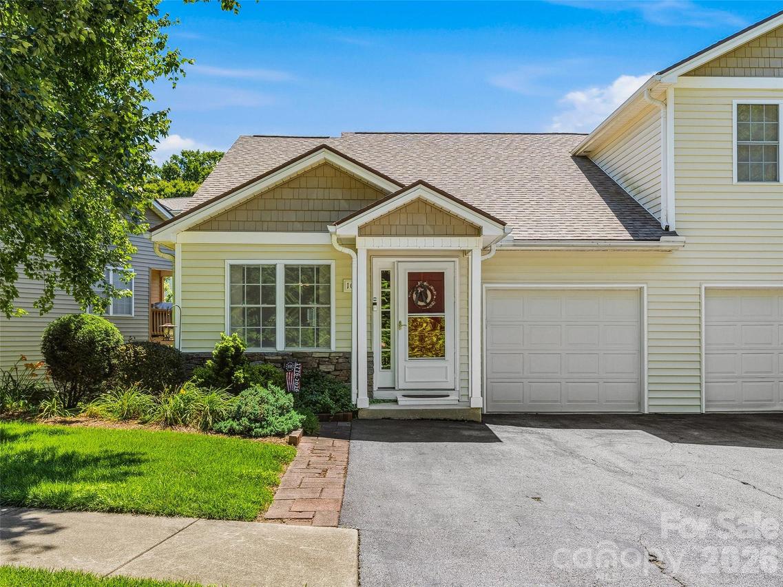 107 London Ct., Brevard, NC 28712