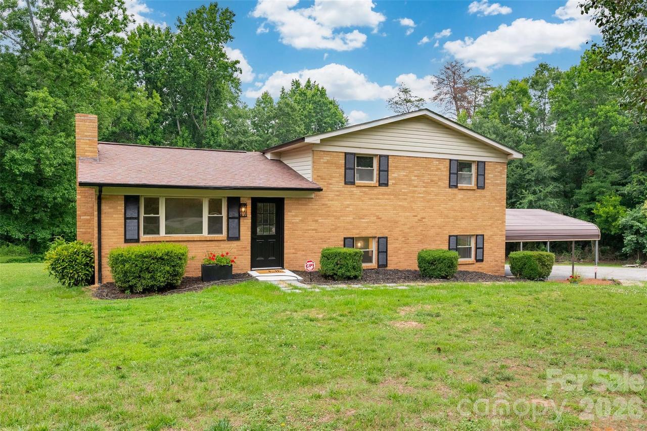 3339 Rhyne Forest Rd., Iron Station, NC 28080