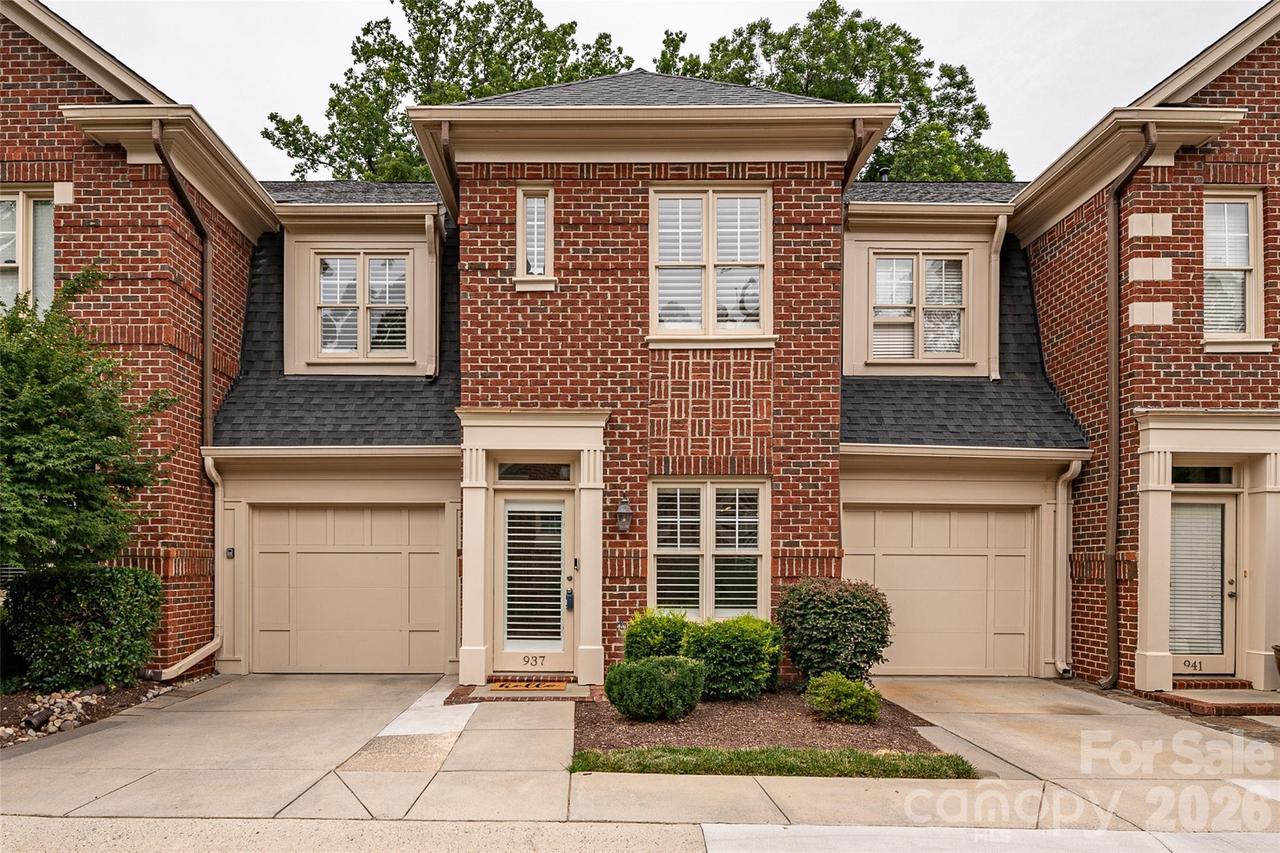 937 Park Slope Dr., Charlotte, NC 28209