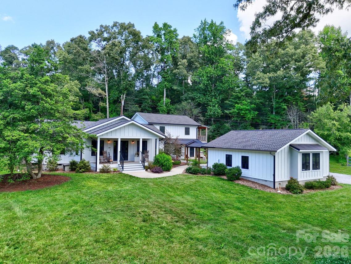 23 Lindsey Loop Rd., Fletcher, NC 28732