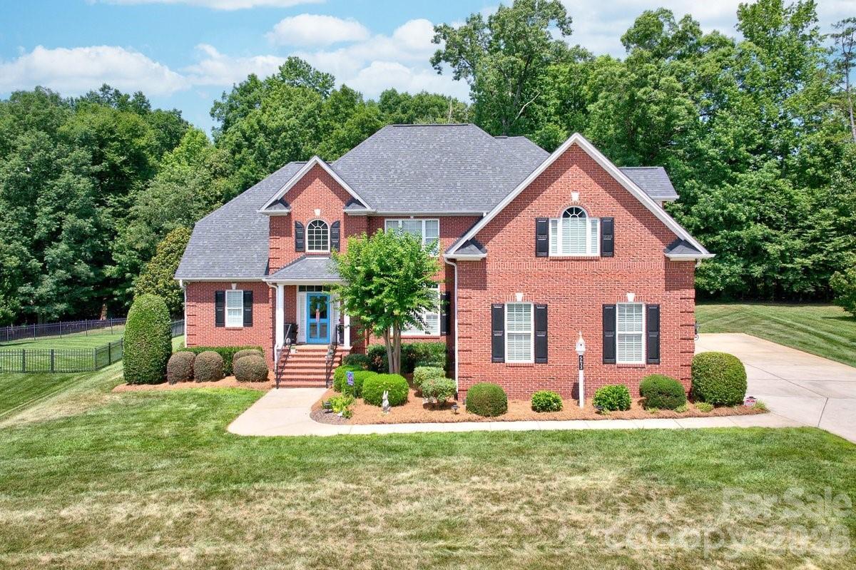 5633 Old Town Ln., Gastonia, NC 28056