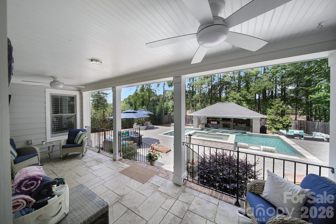 6218 Cory Bret Ln., Charlotte, NC 28278