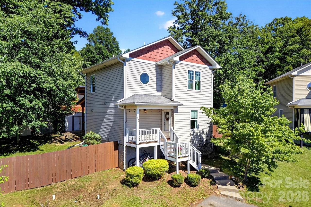 12 Jubilee Cir., Black Mountain, NC 28711