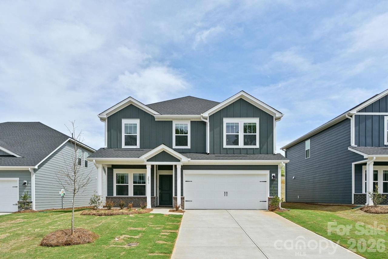 2052 Sunflower Cir., Newton, NC 28658