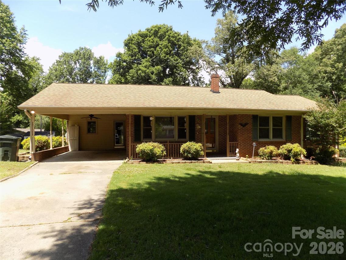 704 Craig St., Cherryville, NC 28021