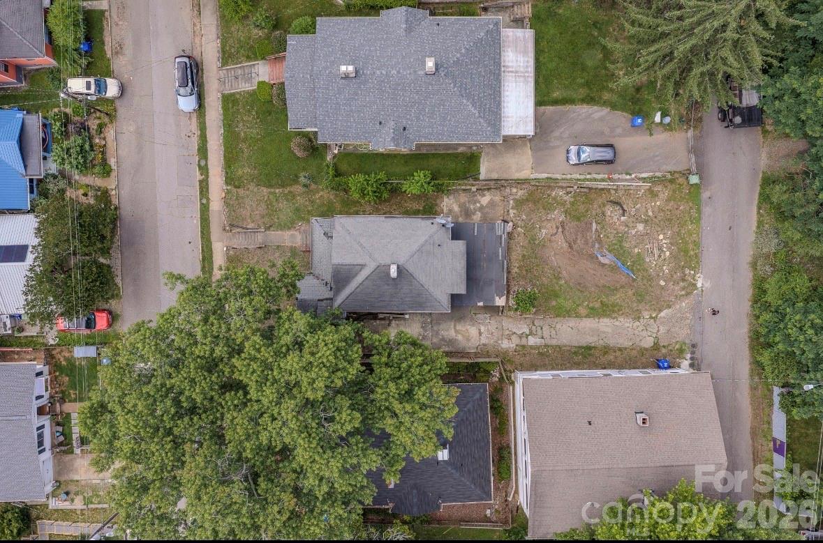 49 Madison Ave., Asheville, NC 28801