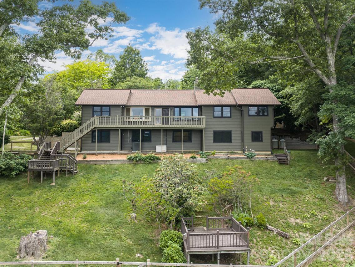 243 Pioneer Ridge Rd., Canton, NC 28716