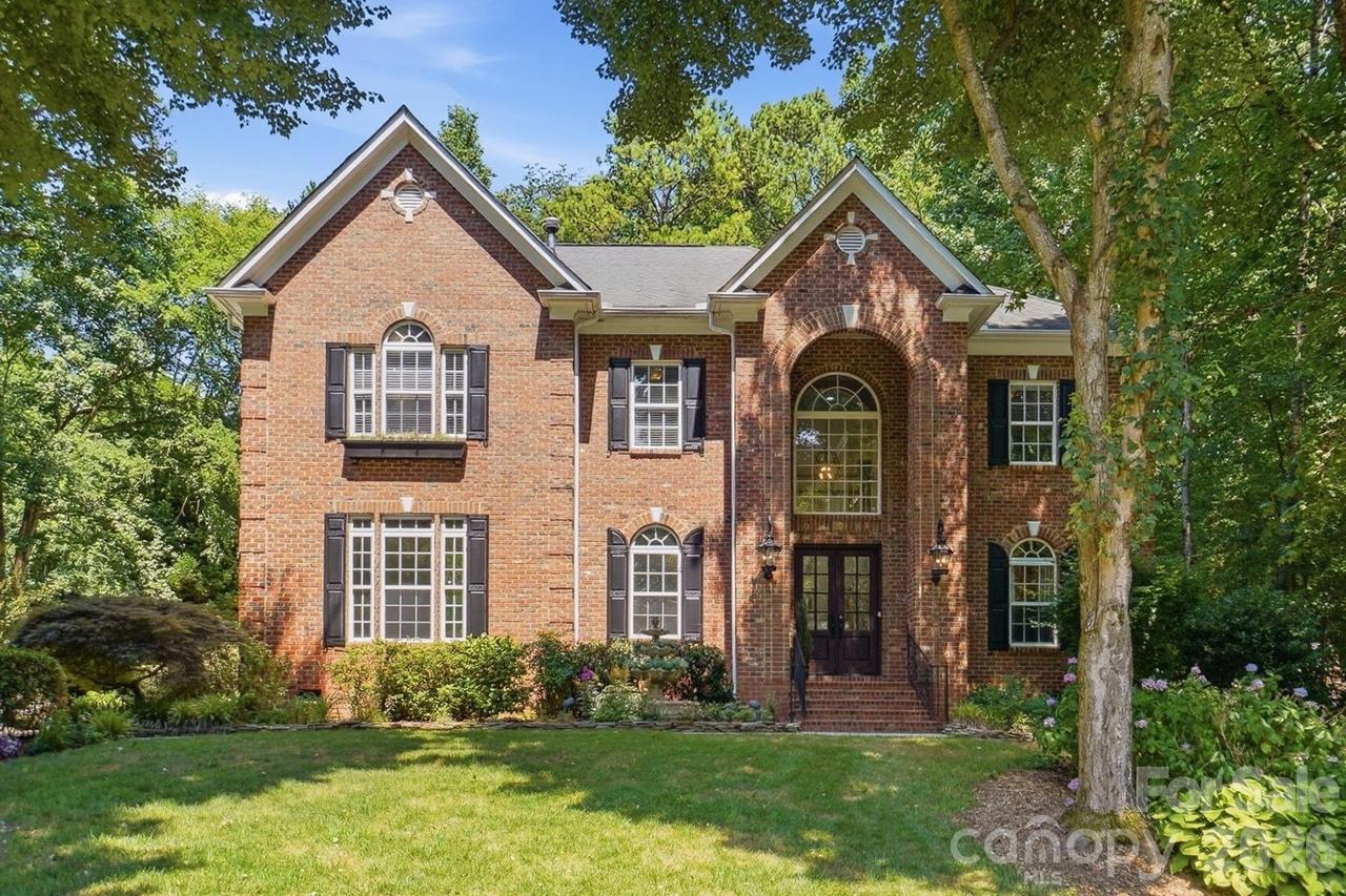 3529 Mountain Cove Dr., Charlotte, NC 28216