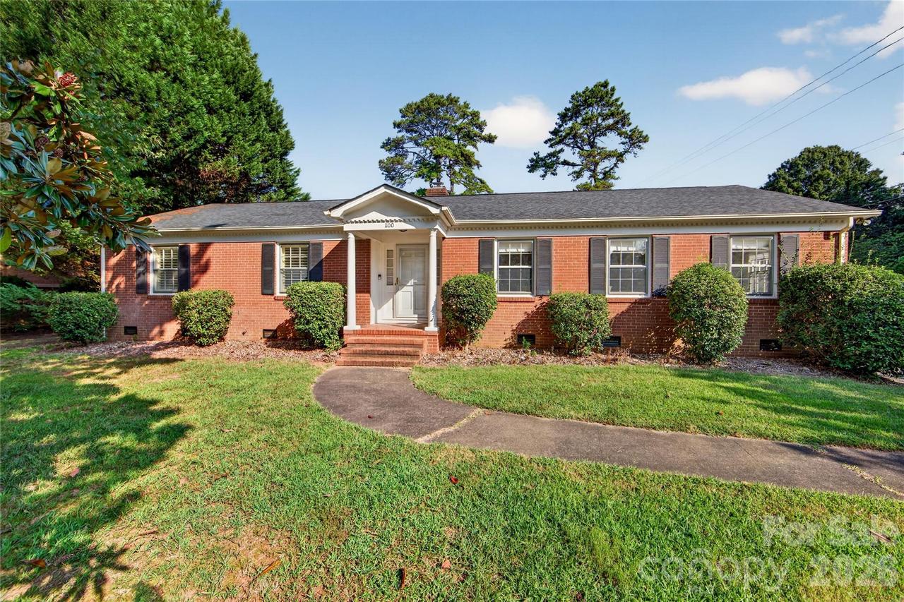 1100 Turnbridge Rd., Charlotte, NC 28226