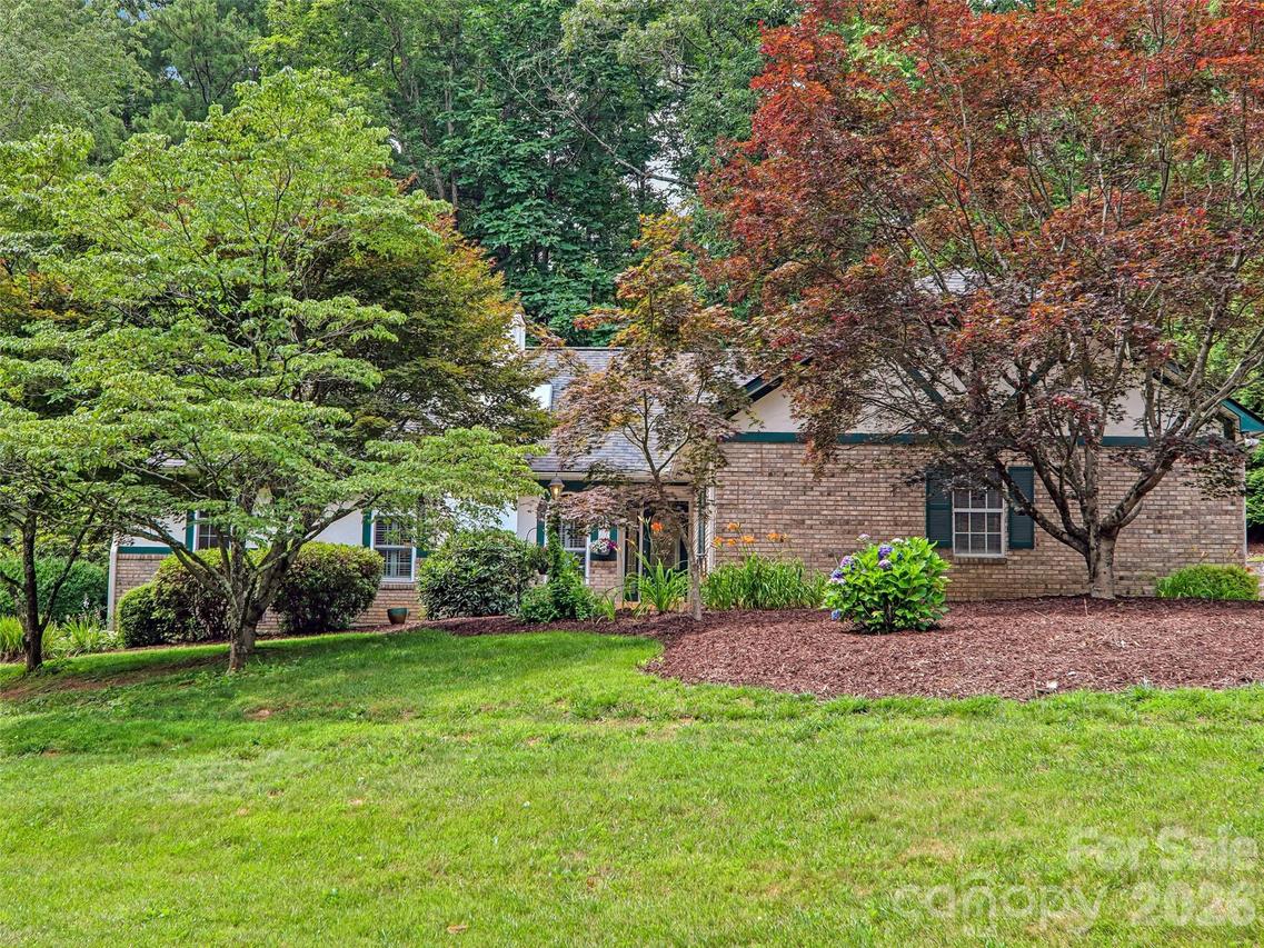 3106 Essex Path, Hendersonville, NC 28791