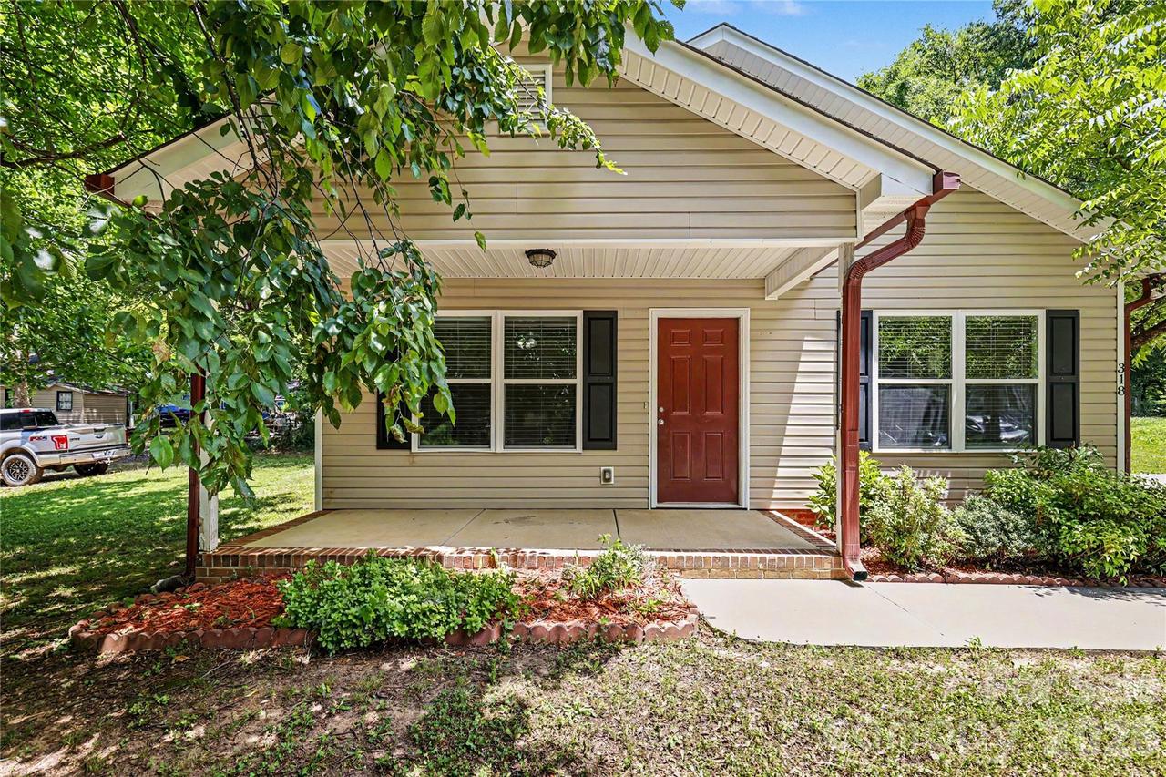 318 N Pryor St., Gastonia, NC 28052