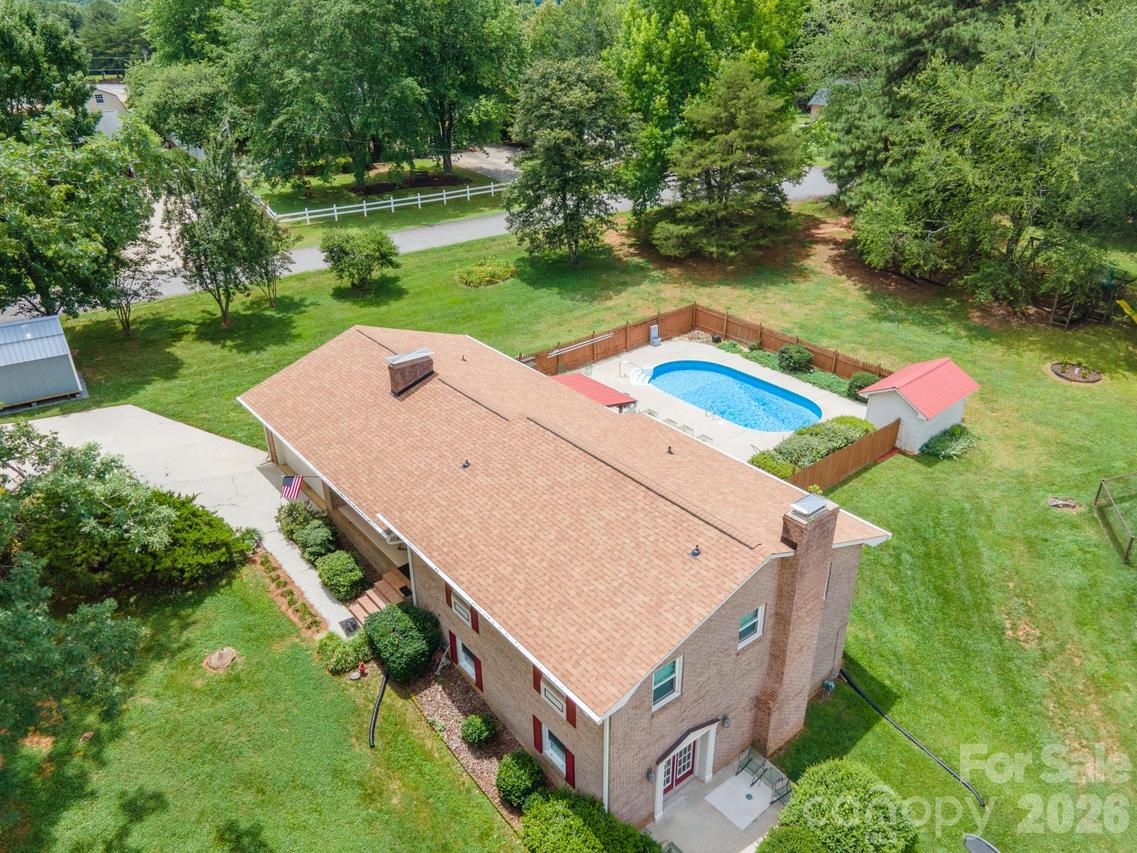 201 Wellington Dr., Lincolnton, NC 28092