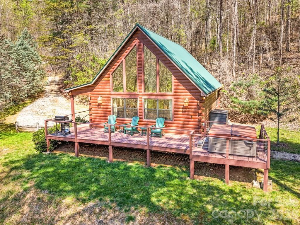 210 Chickadee Dr., Bryson City, NC 28713