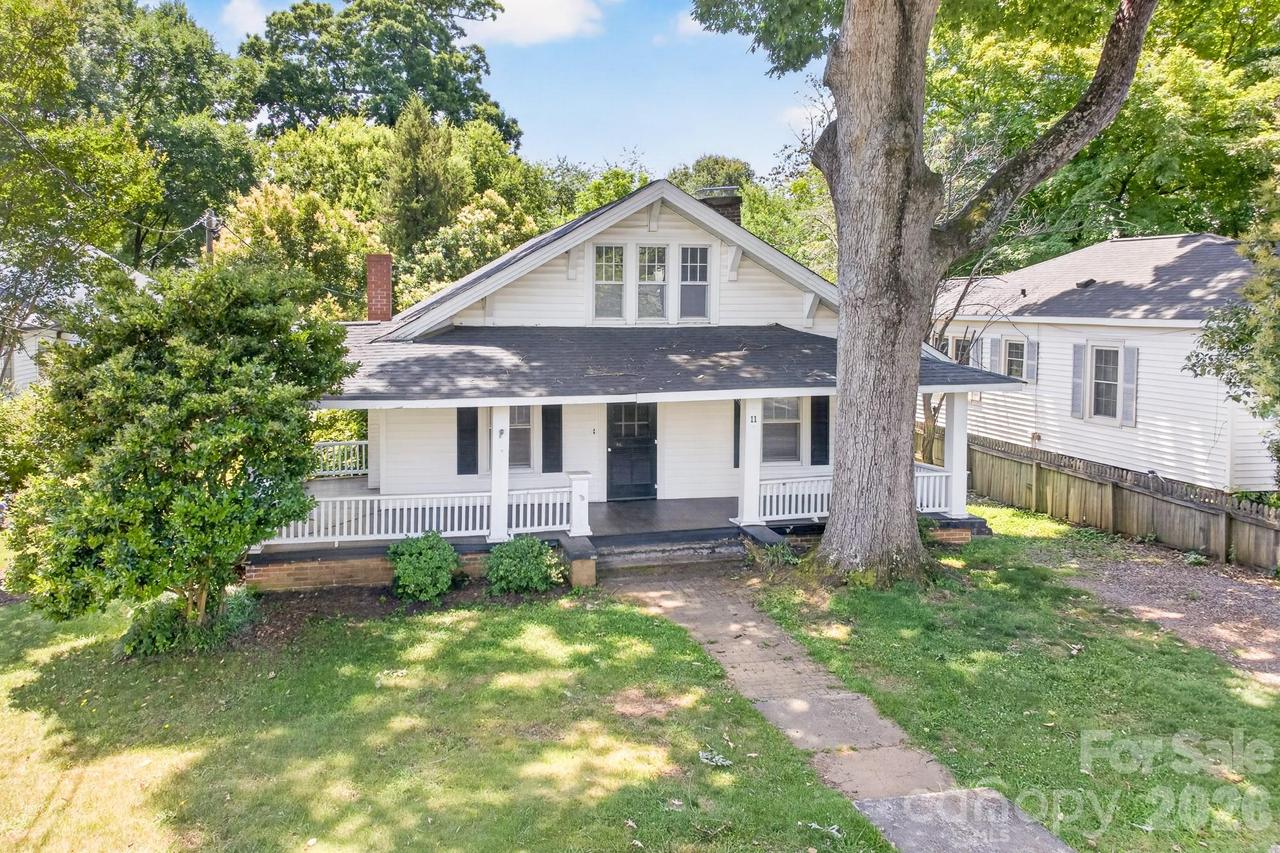 11 Cedar St., Belmont, NC 28012