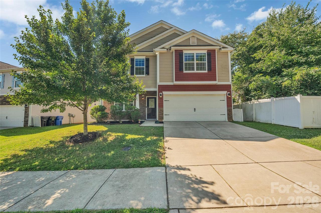112 Kingsway Dr., Mooresville, NC 28115