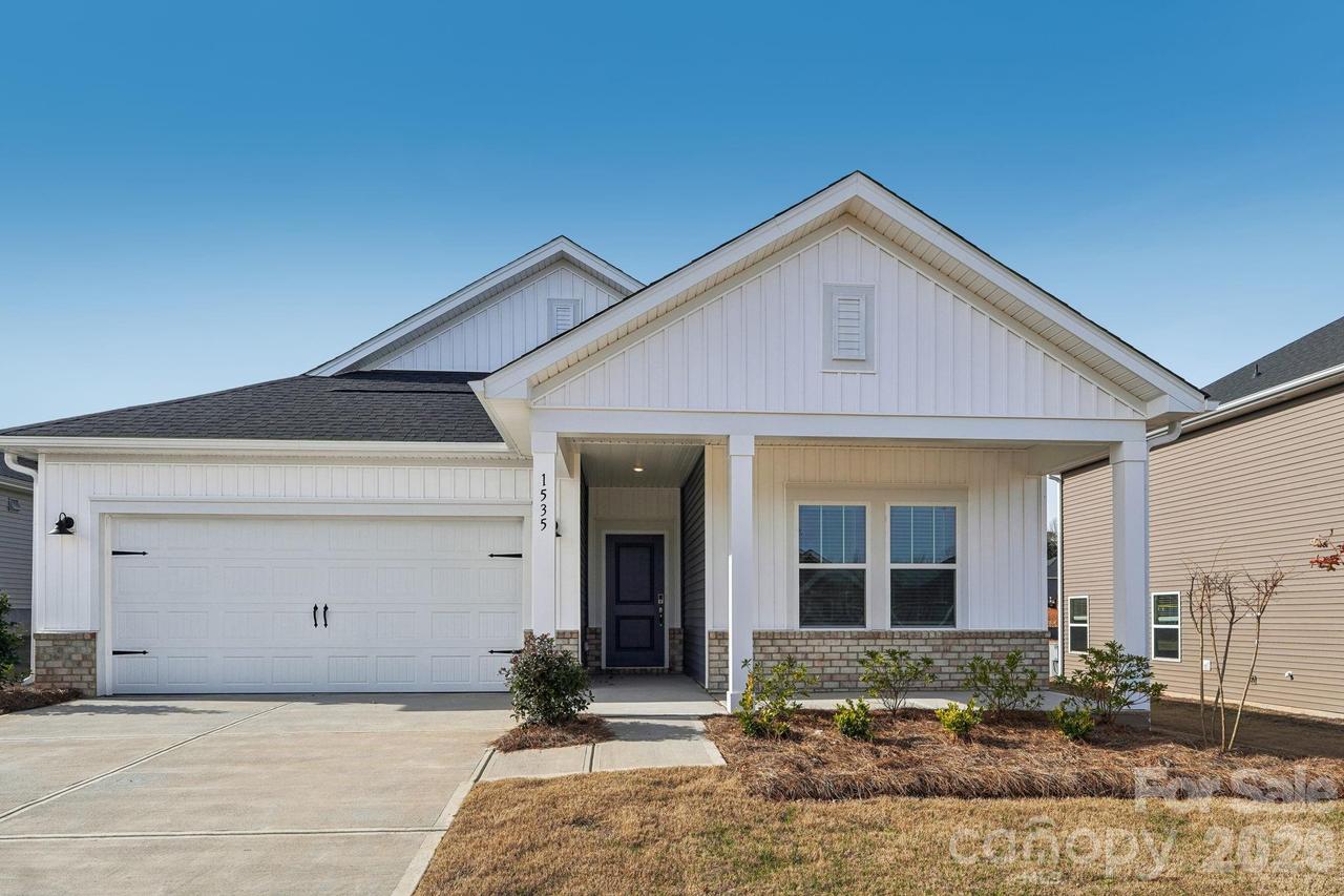 2415 Maxton Dr., Salisbury, NC 28144