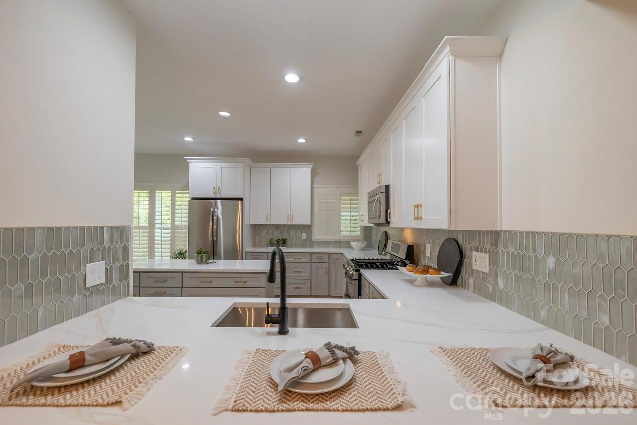 9323 Bonnie Briar Cir., Charlotte, NC 28277