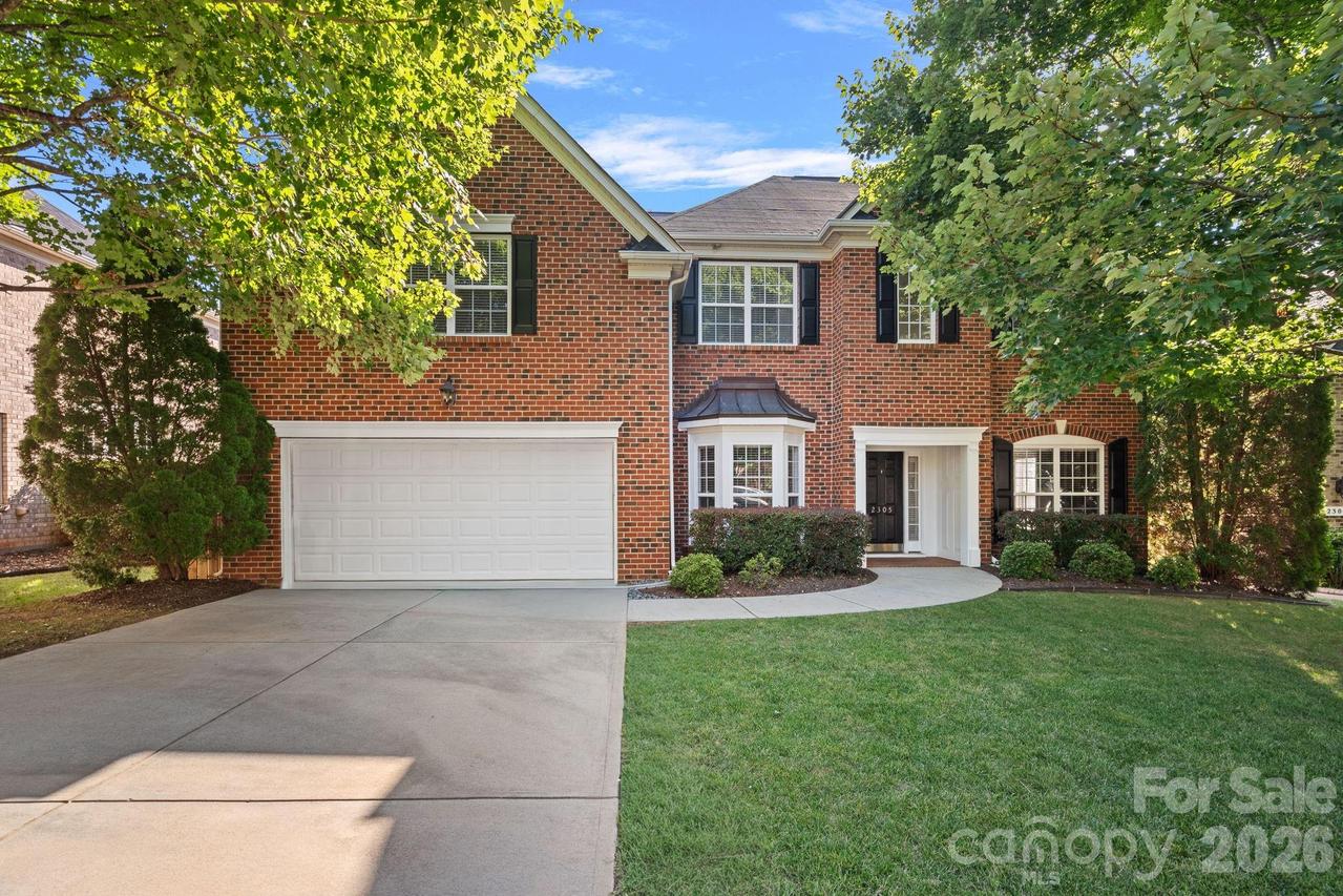 2305 Barrington Ridge Dr., Waxhaw, NC 28173