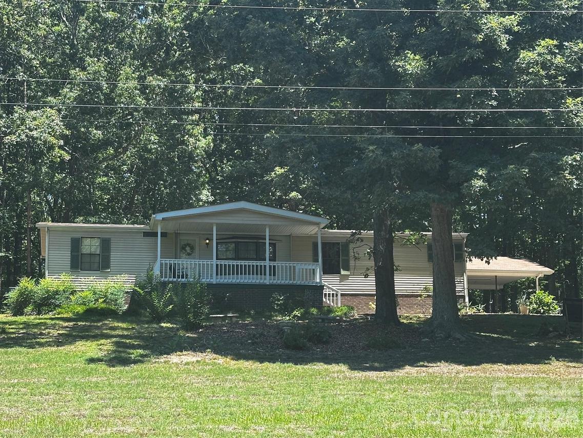 9056 Sorrow Farm Rd., Kannapolis, NC 28081