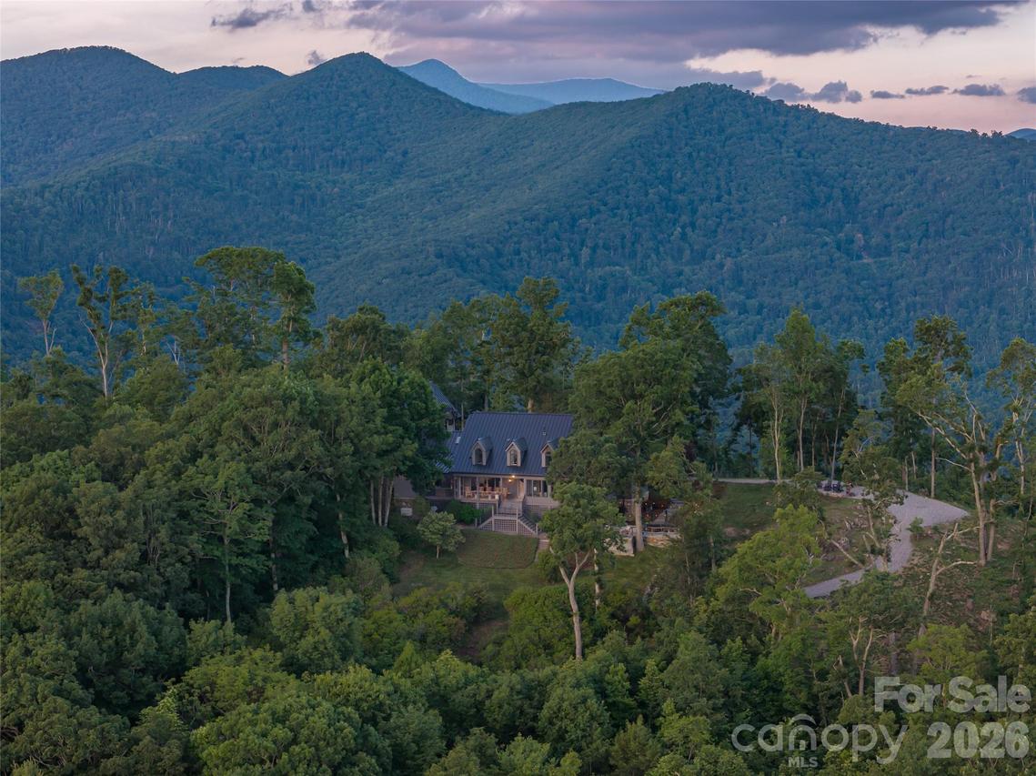 145 Kalmia Dr., Asheville, NC 28804