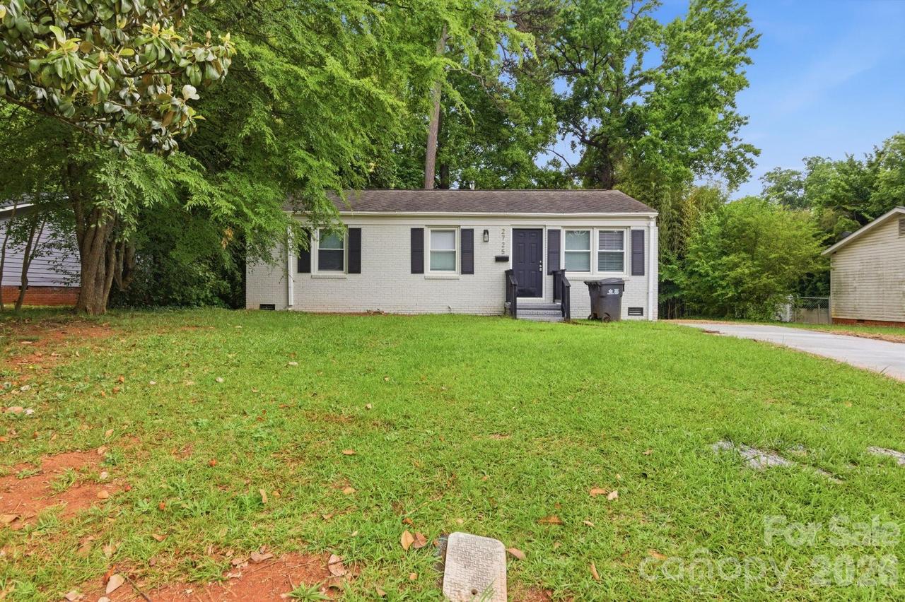 2725 Thornton Rd., Charlotte, NC 28208