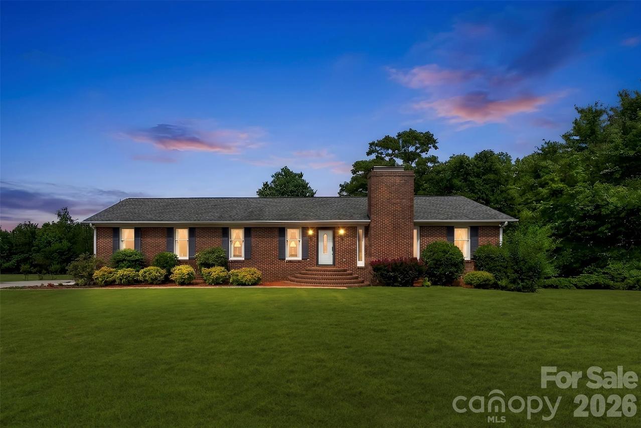 753 Patrick Rd., Gastonia, NC 28056