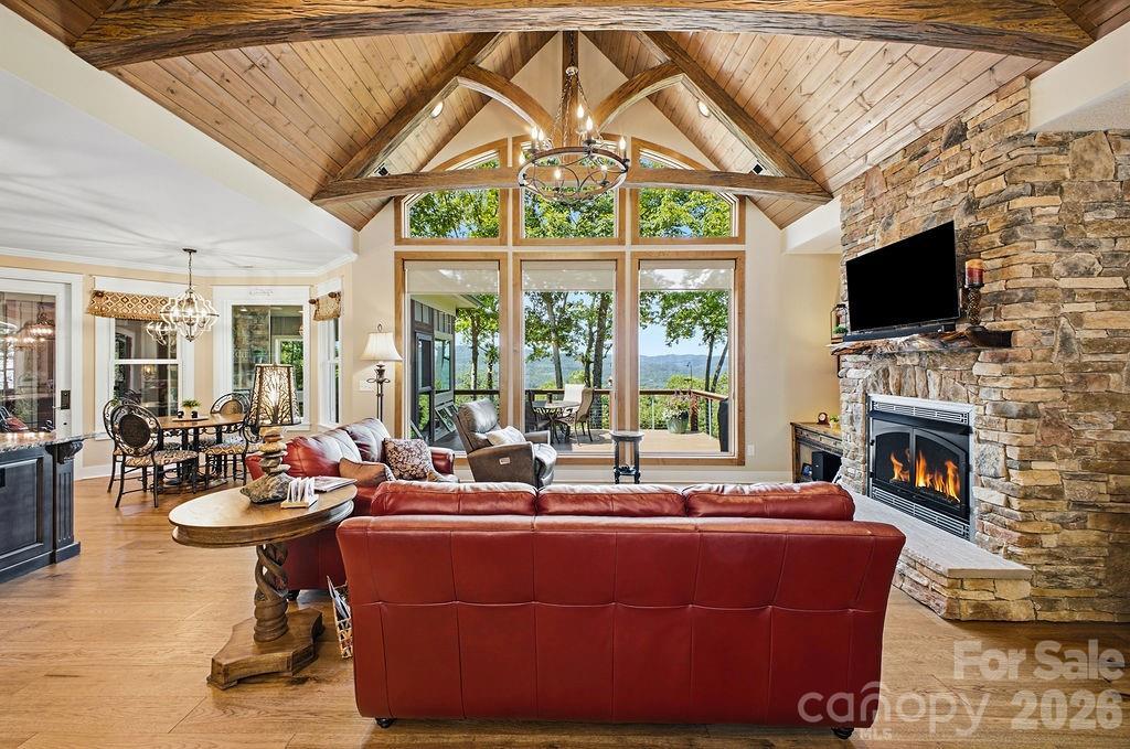 48 S Mountain Morning Ln., Hendersonville, NC 28739
