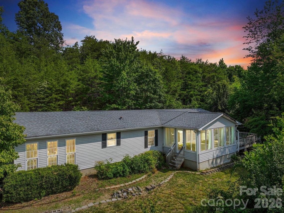 133 Spivey Mountain Rd., Asheville, NC 28806