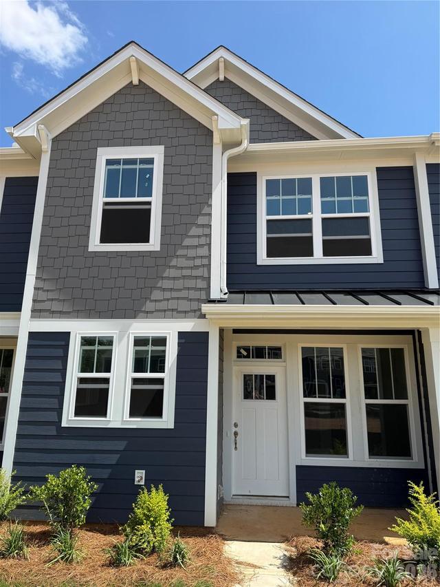 9031 Gulledge Ct., Charlotte, NC 28262