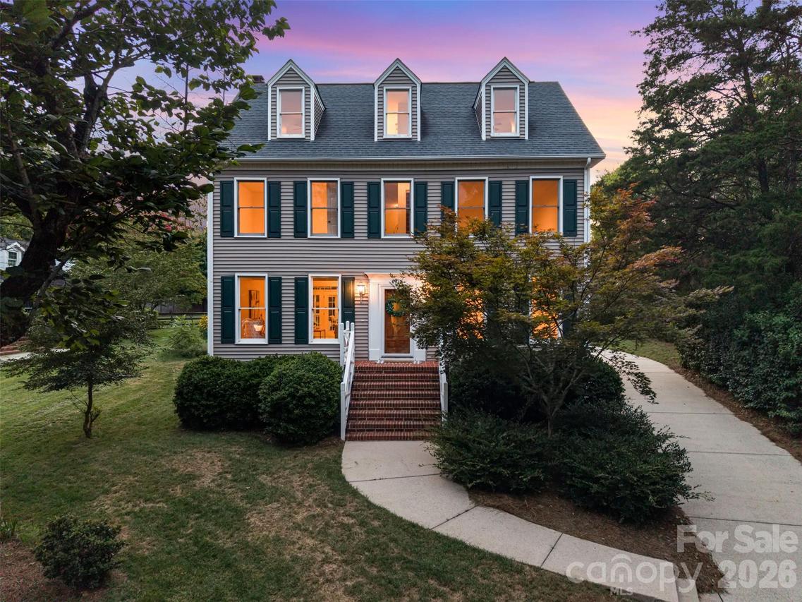 6912 Foxglove Dr., Charlotte, NC 28226