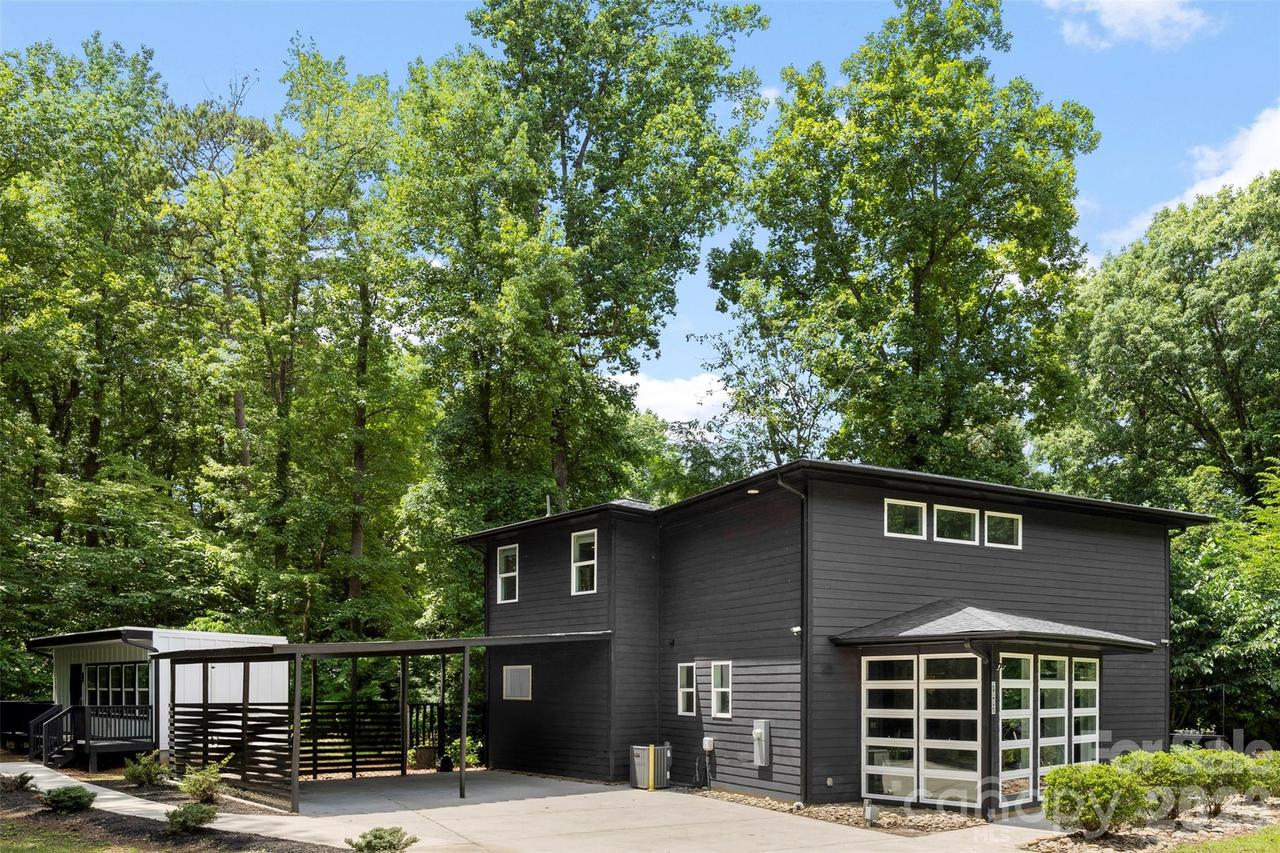 7117 W Sugar Creek Rd., Charlotte, NC 28269