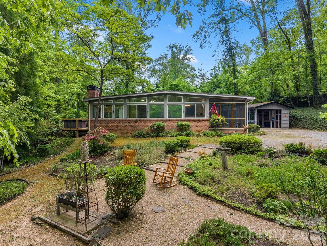 41 Red Bird Rd., Tryon, NC 28782