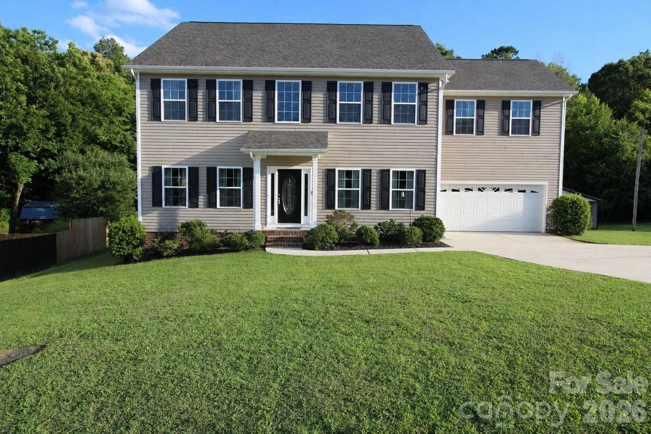 1034 Arrowhead Dr., Concord, NC 28025
