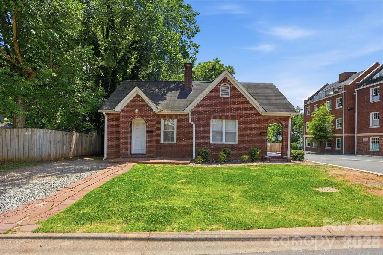 1411/1413 W 4th St., Charlotte, NC 28208