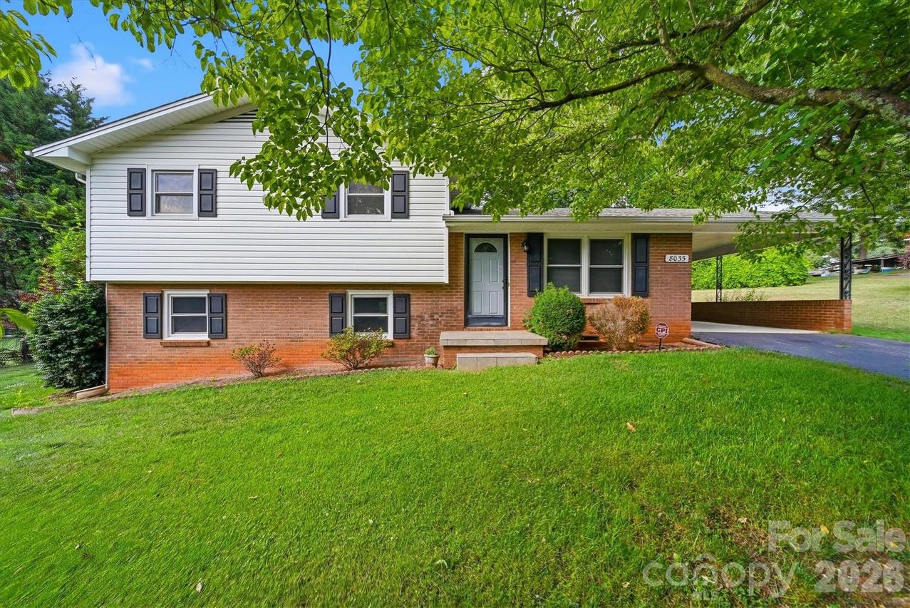 8035 Old Nc 10 None, Hickory, NC 28602