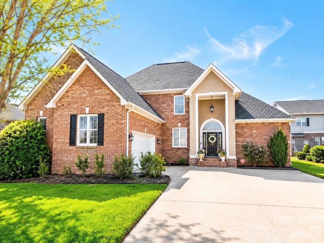1710 30th Avenue Dr., Hickory, NC 28601