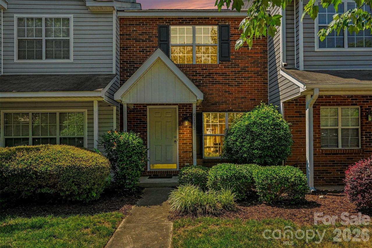 9132 Charminster Ct., Charlotte, NC 28269