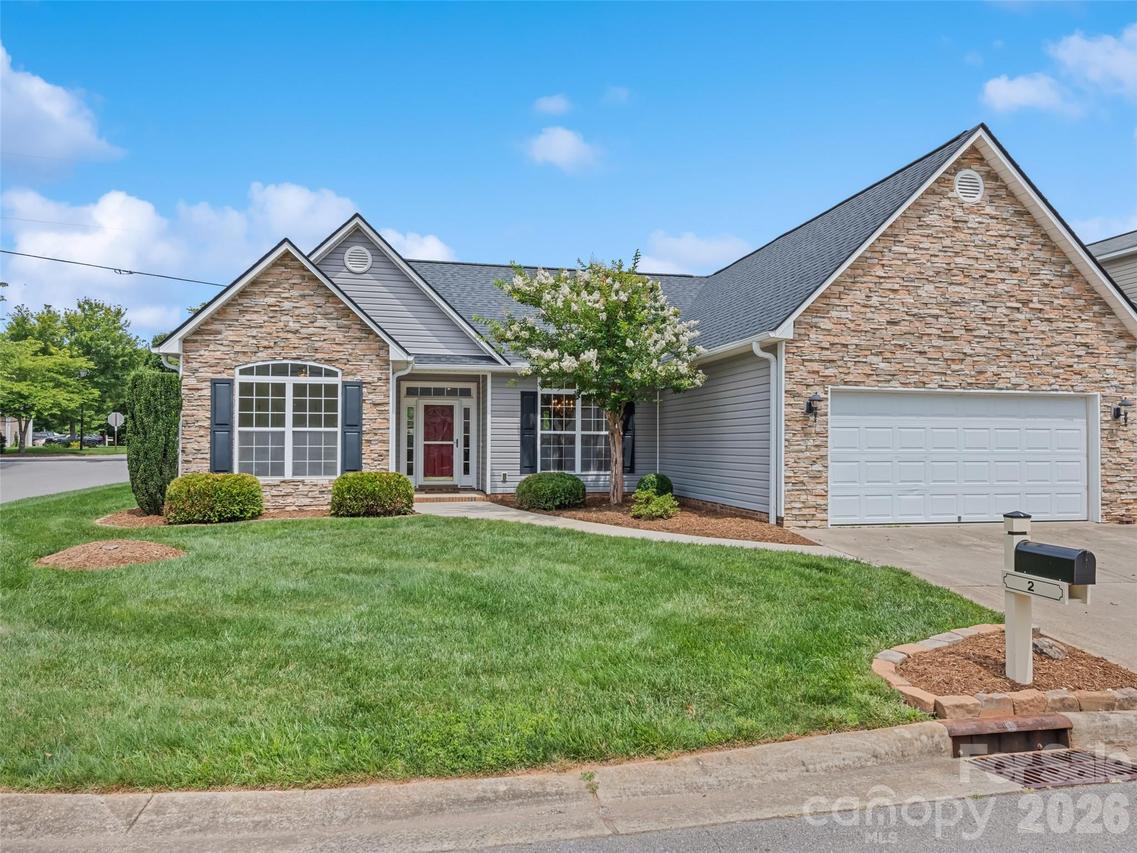 2 Thornwood Ct., Arden, NC 28704