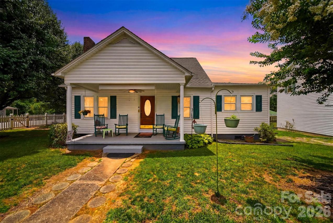 408 Garrou Ave., Valdese, NC 28690
