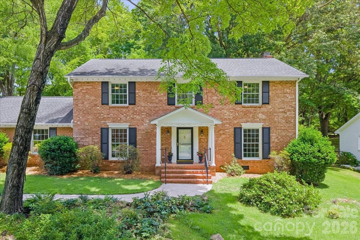 1024 Court Dr., Charlotte, NC 28211