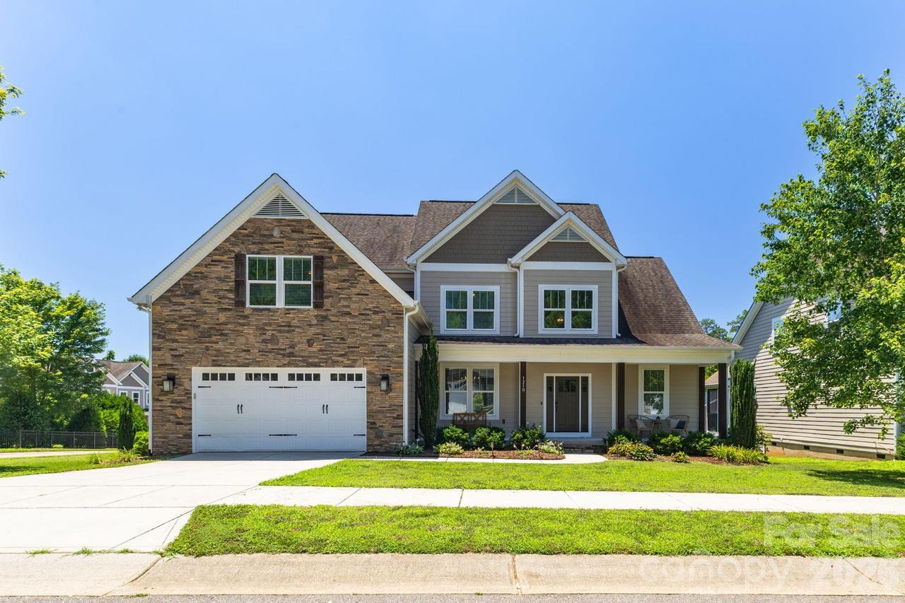 1210 39th Ave., Hickory, NC 28601