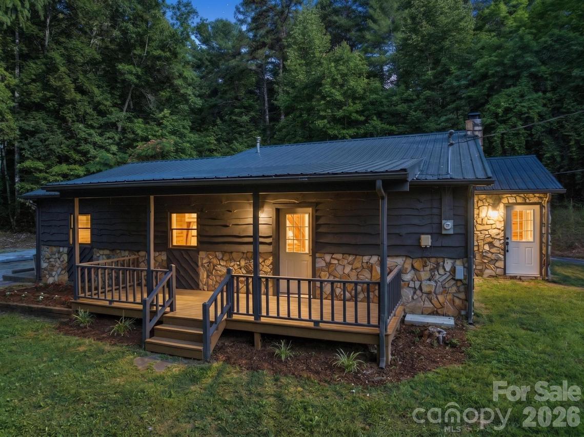 1415 Mcrary Creek Rd., Lenoir, NC 28645