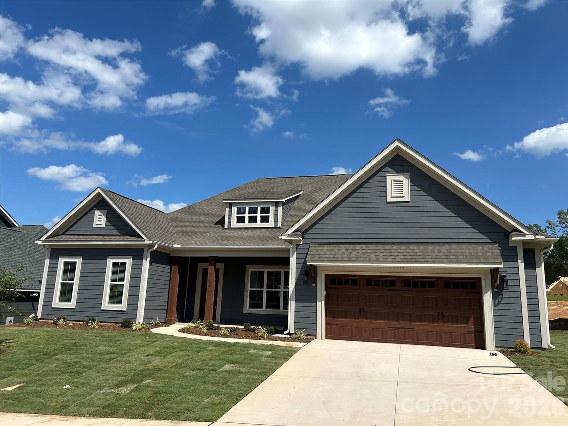2573 Red Hill St., Concord, NC 28027