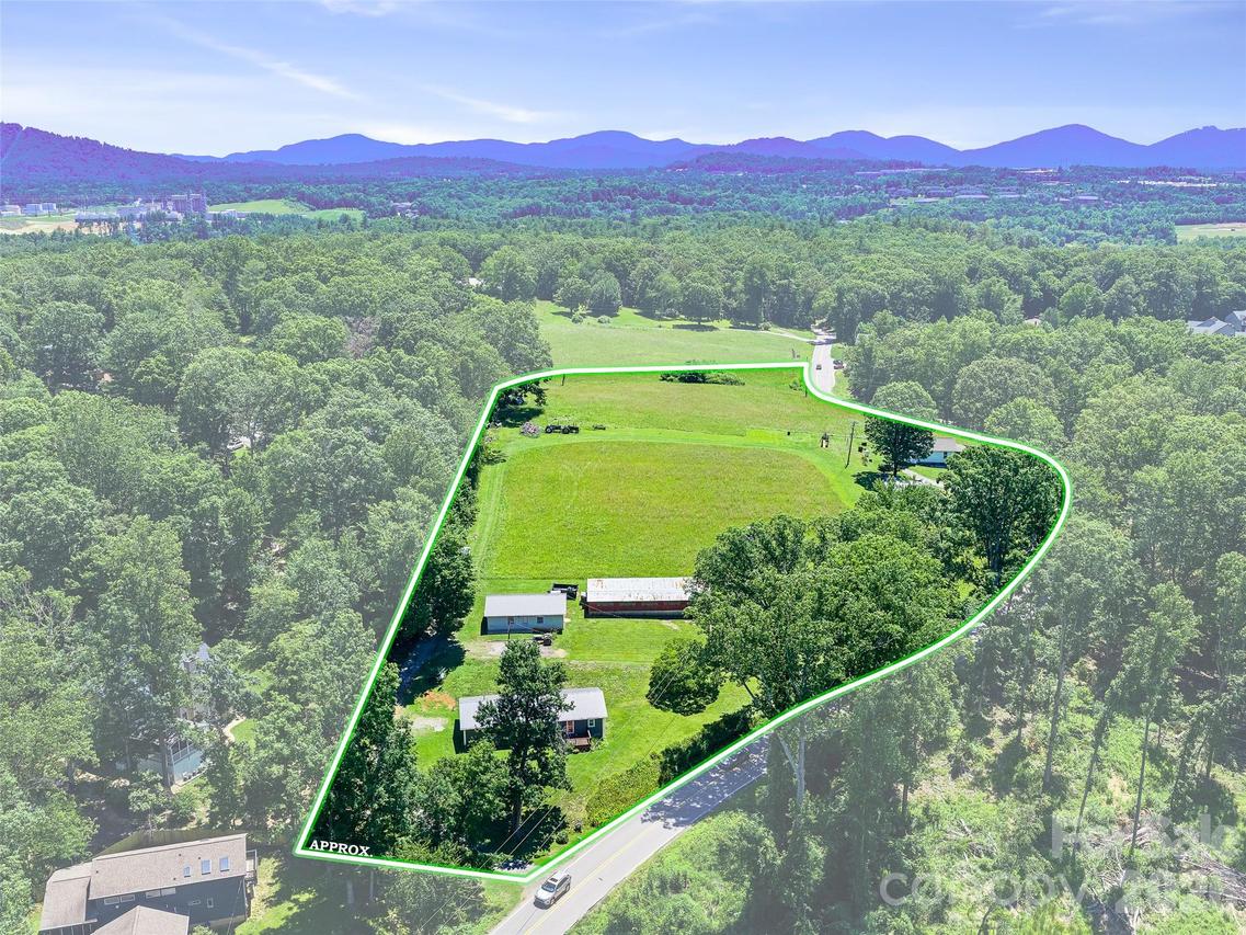 1115, 1125, 1127 Glenn Bridge Rd., Arden, NC 28704
