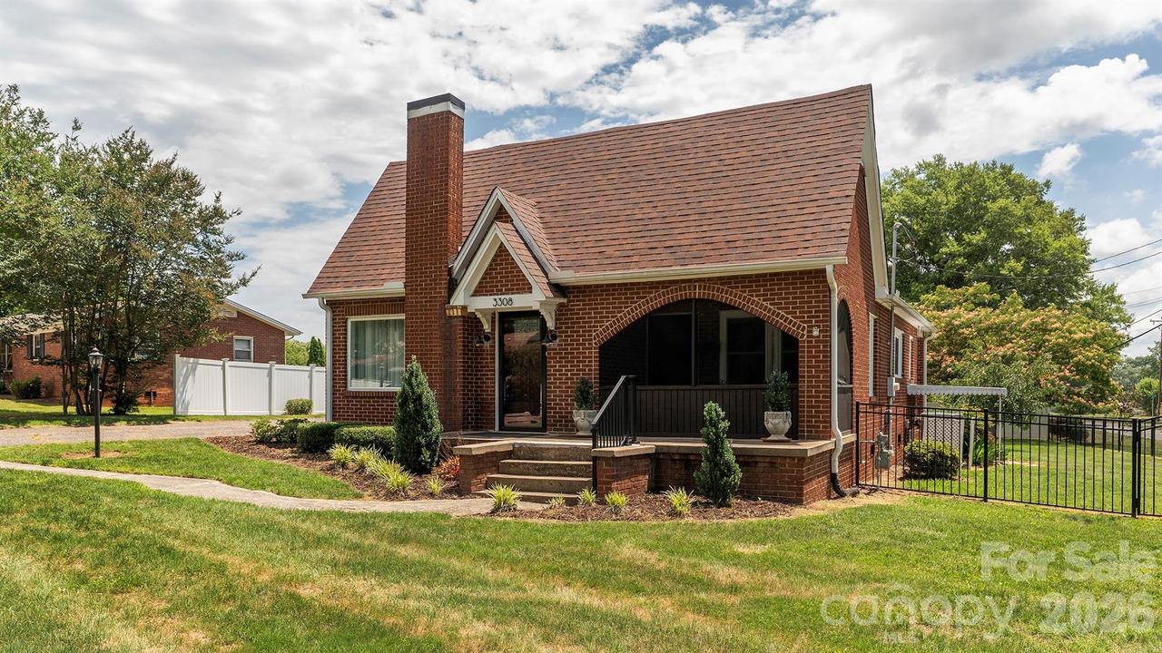 3308 16th St., Hickory, NC 28601