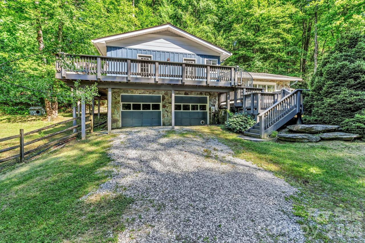 125 Hondah Blvd., Brevard, NC 28712